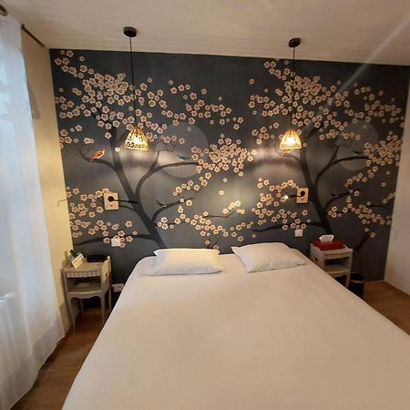 Logis Hotels - Hotel Et Restaurant Les Voyageurs Tournon-dʼAgenais エクステリア 写真