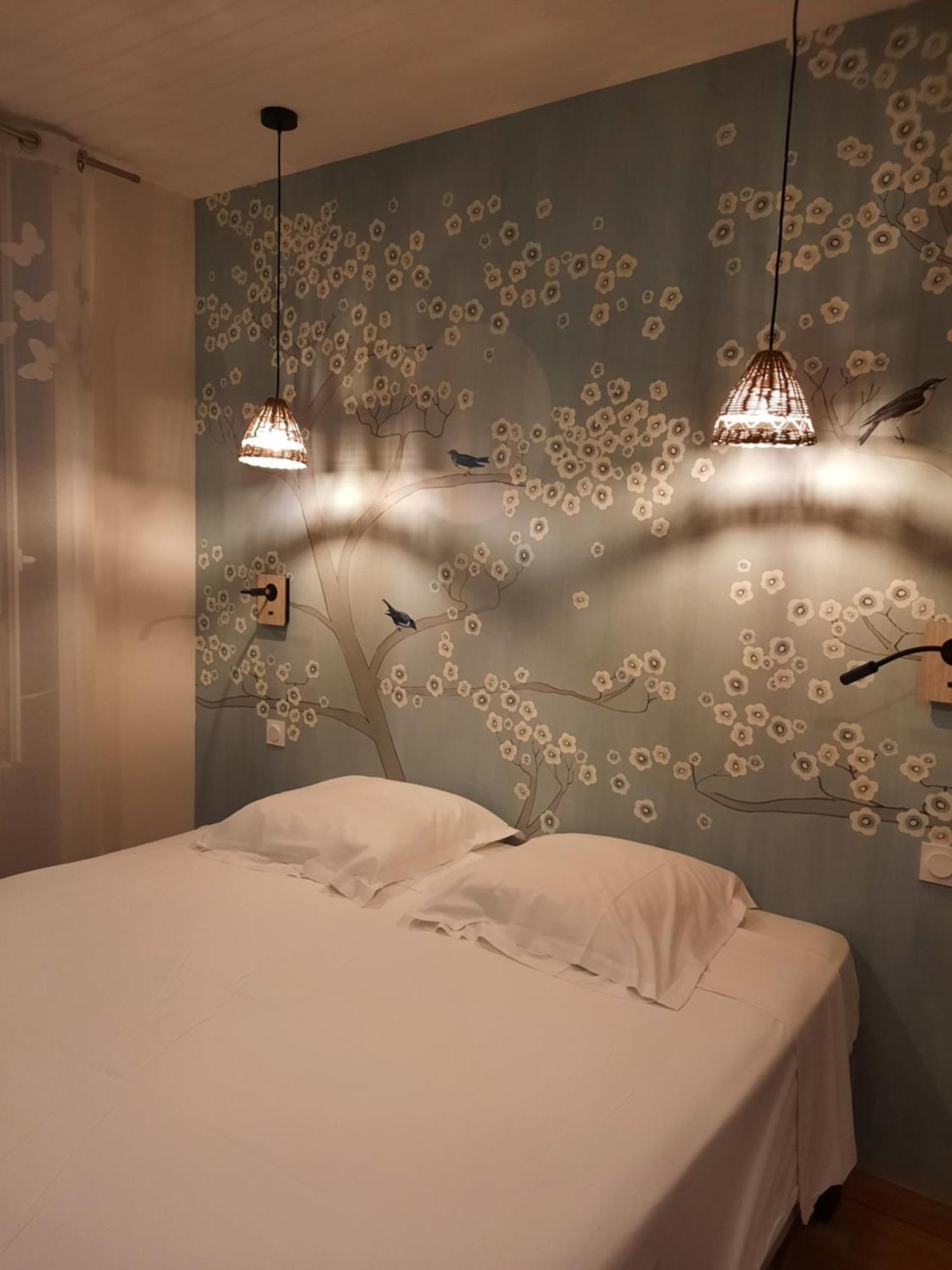 Logis Hotels - Hotel Et Restaurant Les Voyageurs Tournon-dʼAgenais エクステリア 写真