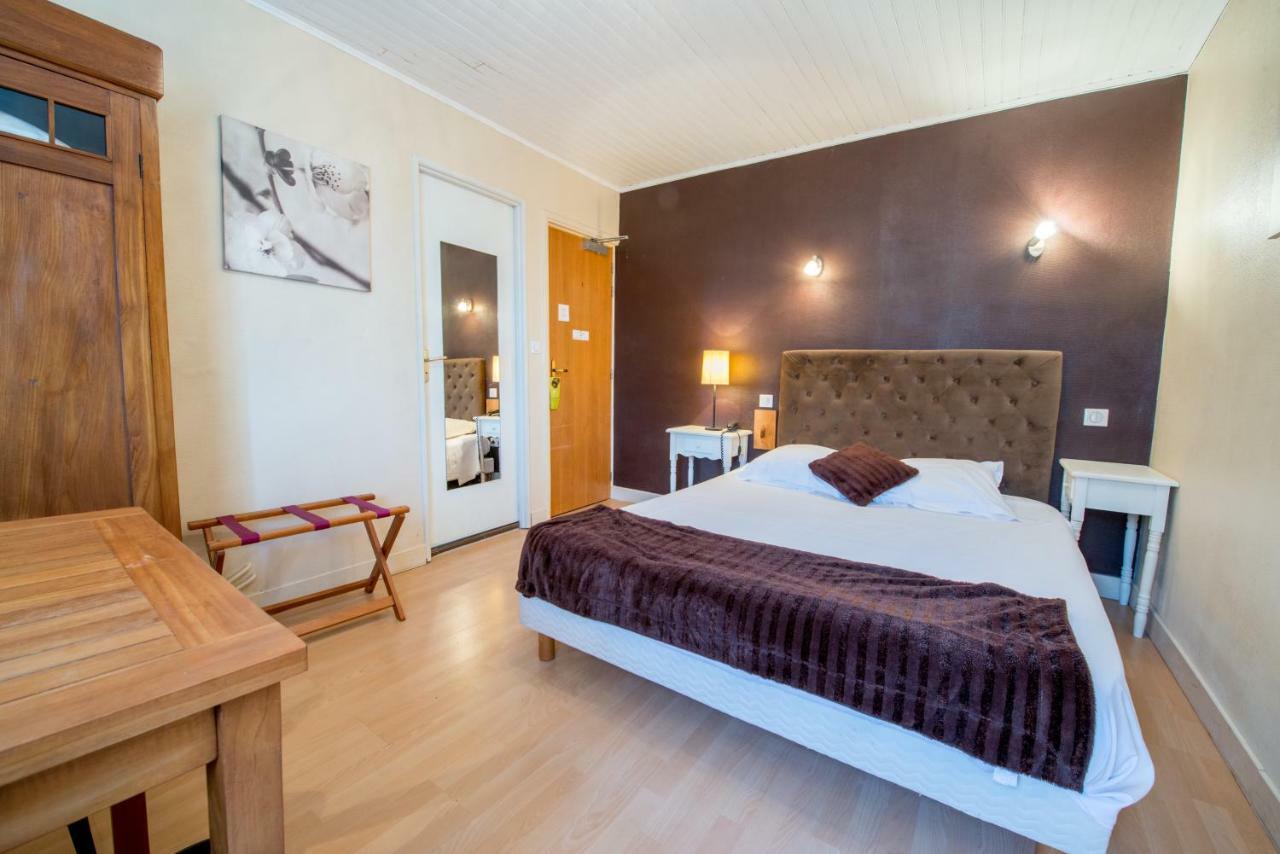 Logis Hotels - Hotel Et Restaurant Les Voyageurs Tournon-dʼAgenais エクステリア 写真